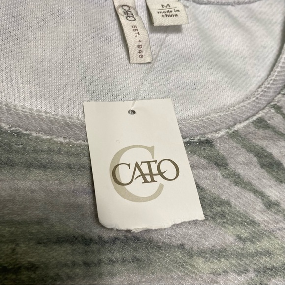 NWT CATO Green/Gray Animal Print Pullover Crew Sweatshirt Size M #0941 - Picture 8 of 11